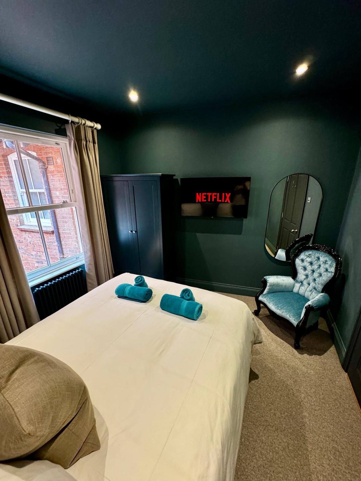 Romeo'S Arch High End Luxury In Centre Of Stratford With Parking Stratford-upon-Avon Exterior foto