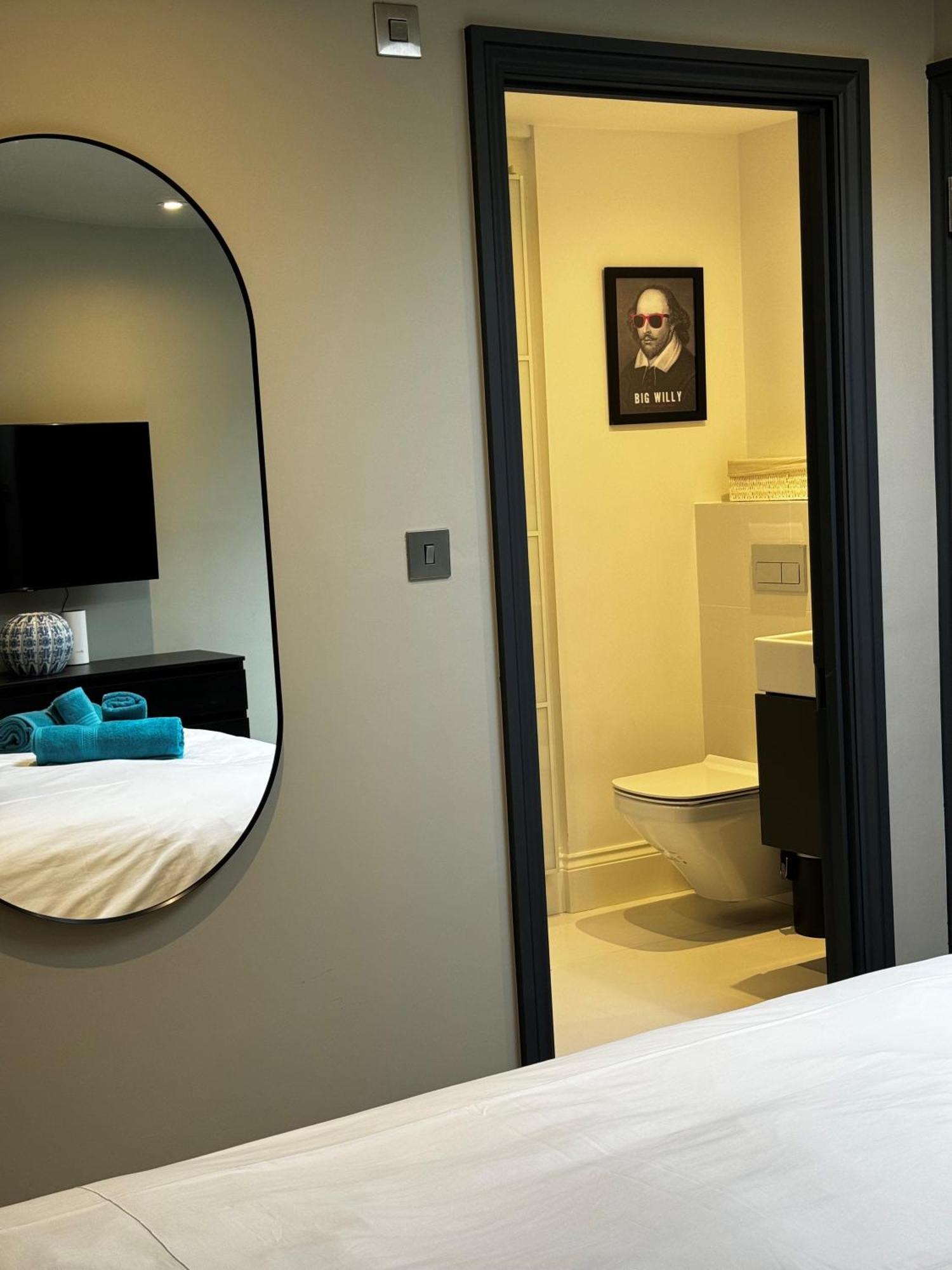 Romeo'S Arch High End Luxury In Centre Of Stratford With Parking Stratford-upon-Avon Exterior foto